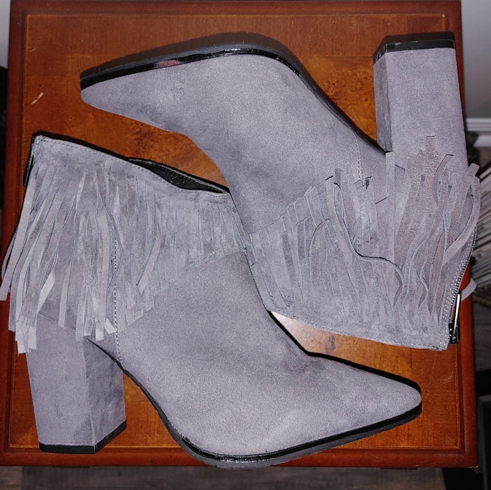 Kenneth Cole boots